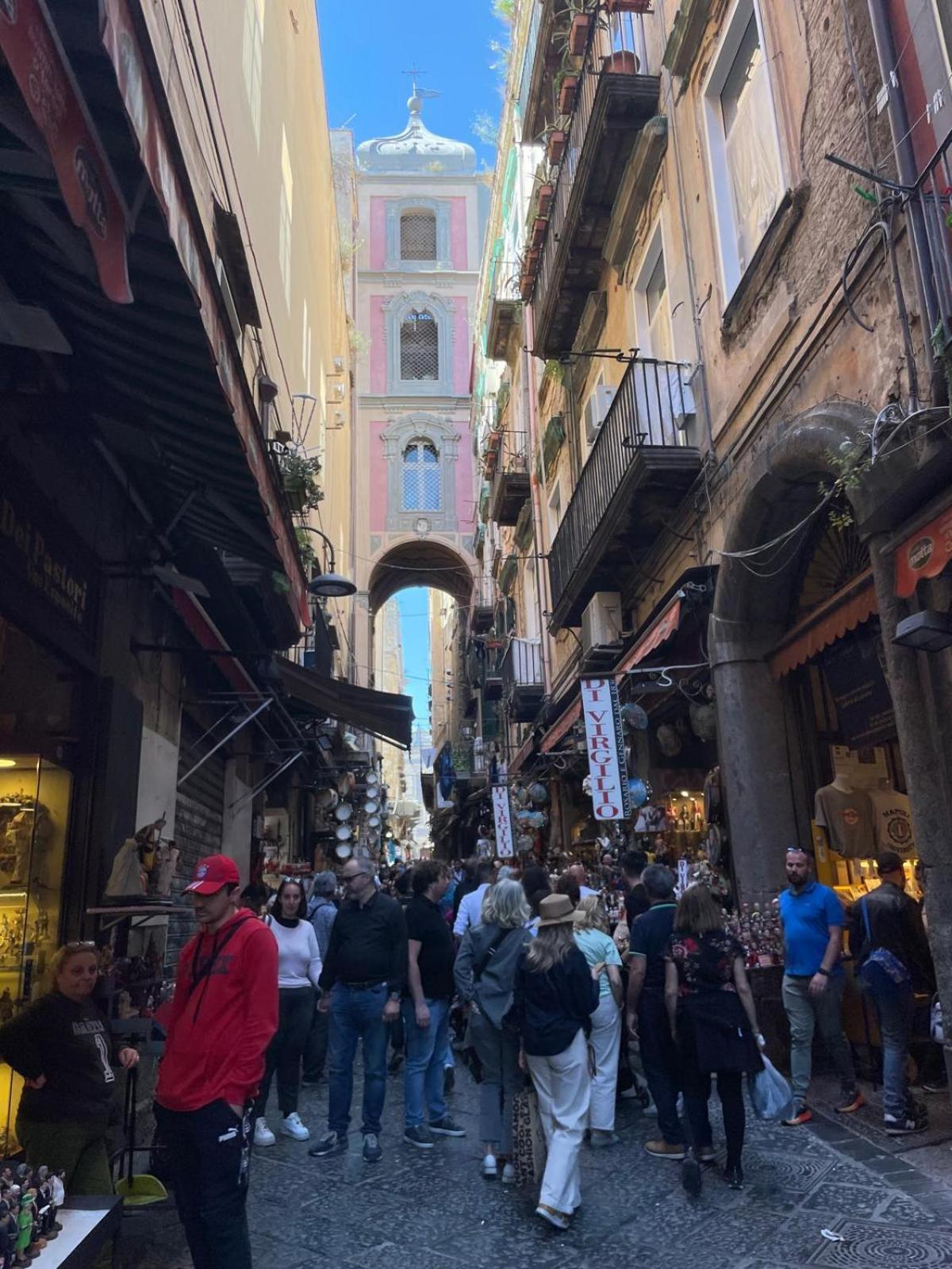 Vincenzino A Spaccanapoli 外观 照片